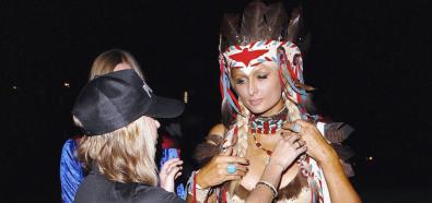 Paris Hilton na Halloween Party w rezydencji Playboya